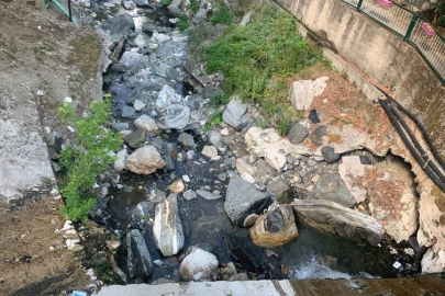 Bursa'da Saitabat Şelalesi’nin bakımsızlığı vatandaşın dikkatini çekiyor