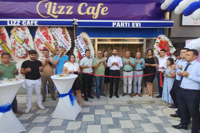 Antalya'nın Kumluca'da Lizz Cafe açıldı