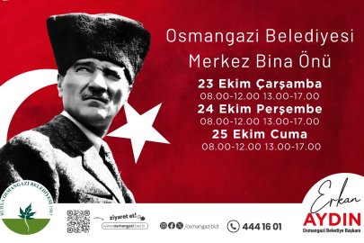 Osmangazi Belediyesi Ata Posteri dağıtıyor